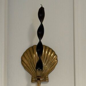 Vintage Single Wall Sconce- Shell - Brass